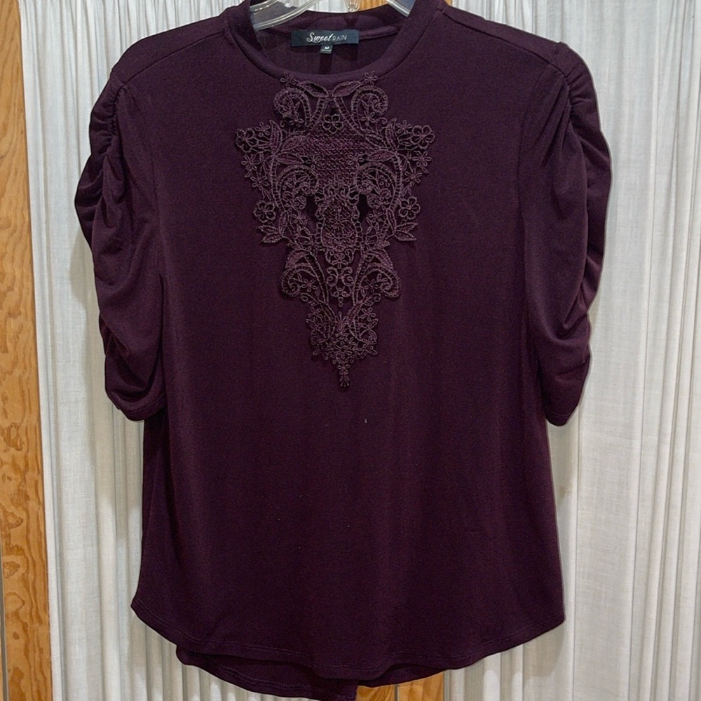 Women size m blouse